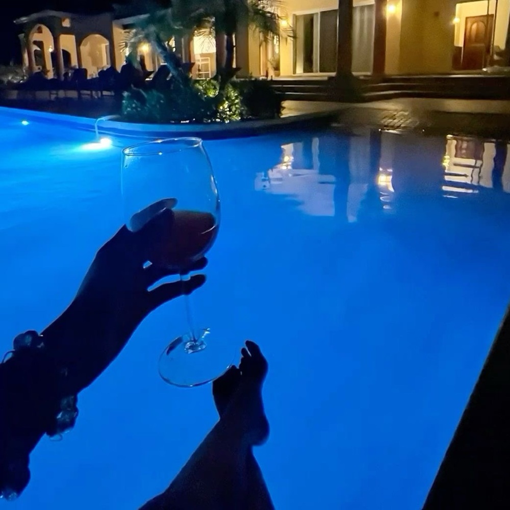 Meet your Posher, Priscilla